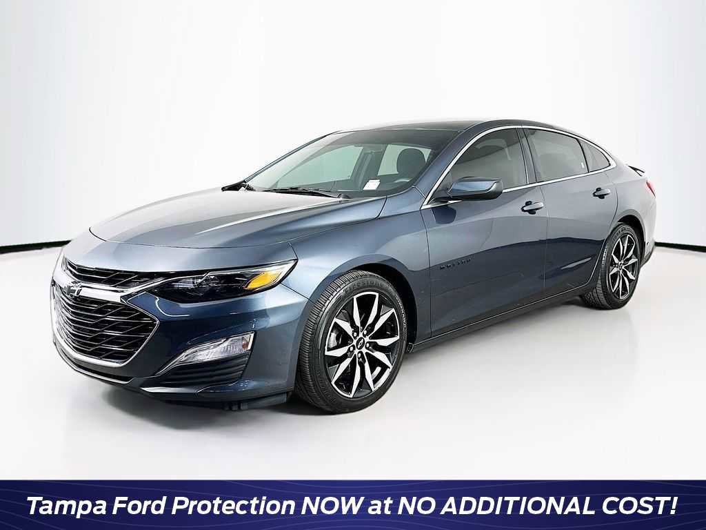 Used 2021 Chevrolet Malibu RS FWD image 1