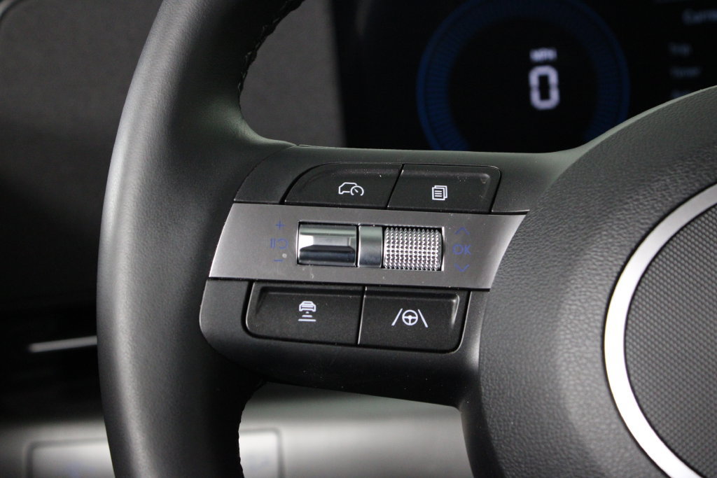 Certified 2027 Hyundai Kona SEL Sport FWD image 27