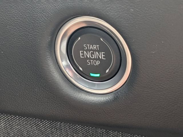 Used 2025 Cadillac Escalade Sport Platinum image 33