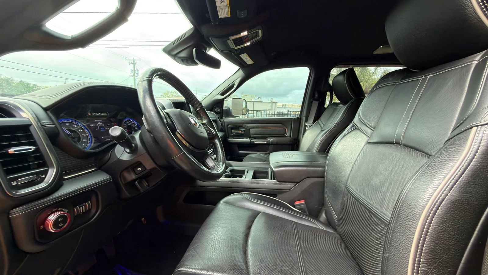 Used 2019 RAM 2500 Limited AWD/4WD image 34
