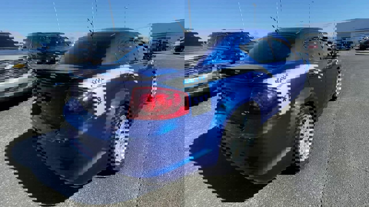 Used 2013 Dodge Avenger SXT w/ Sun/Sound Group image 9