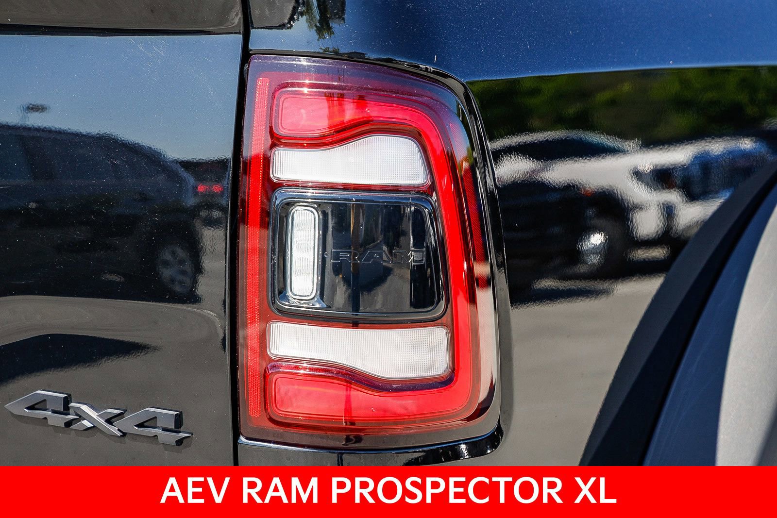 Used 2023 RAM 3500 Limited w/ Night Edition AWD/4WD image 9