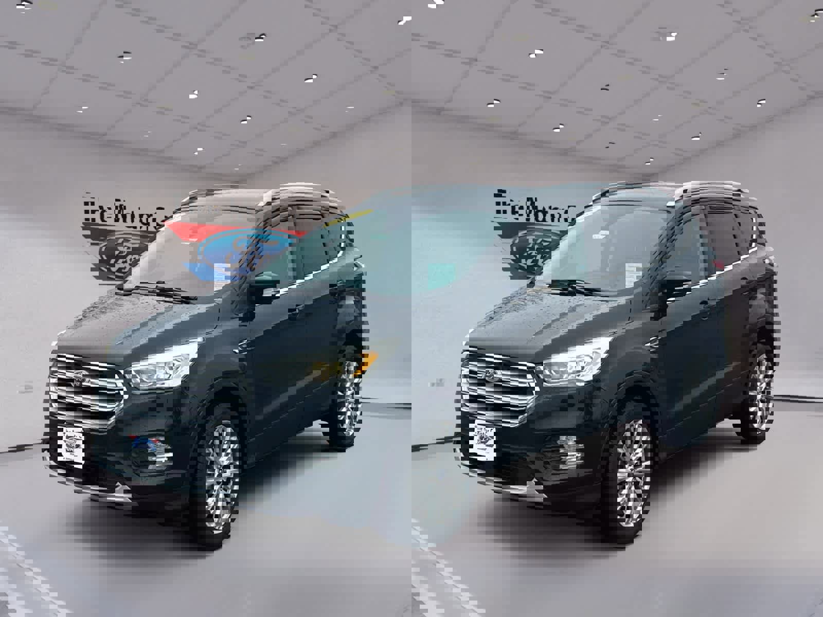 Used 2017 Ford Escape Titanium AWD/4WD image 1