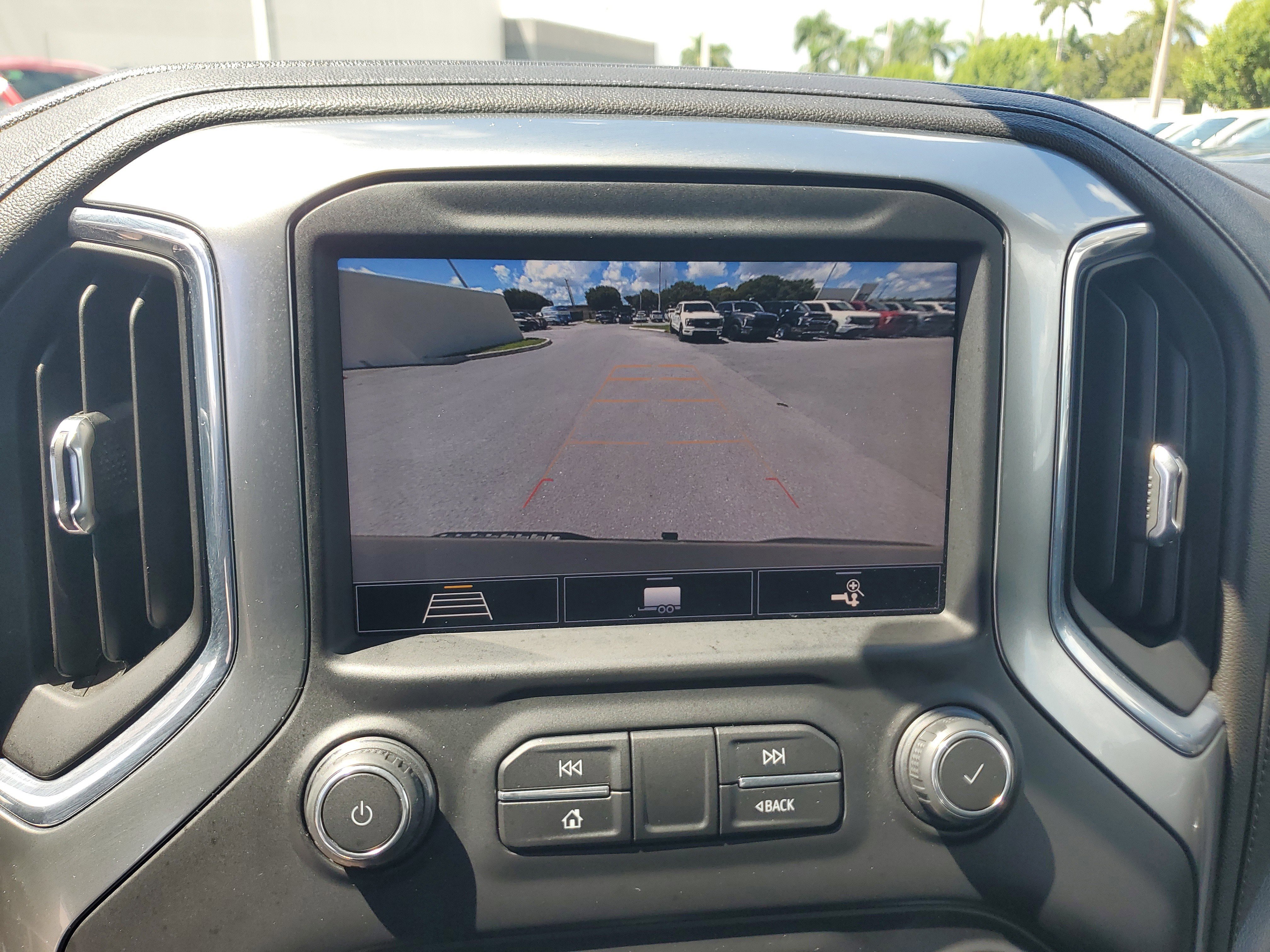 Used 2020 Chevrolet Silverado 1500 RST w/ All-Star Edition image 9