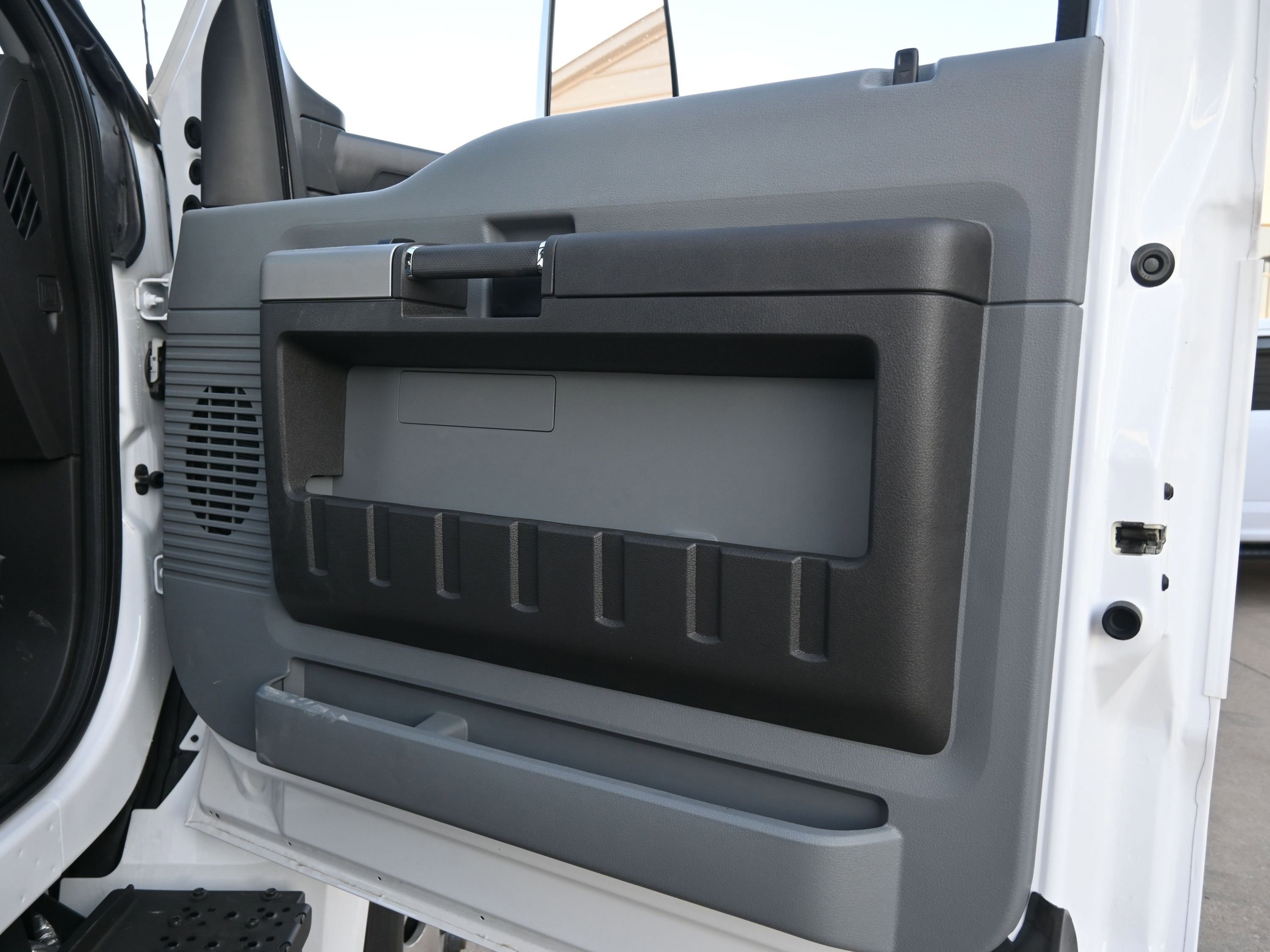 New 2026 Ford F750 2WD SuperCab Super Duty image 33