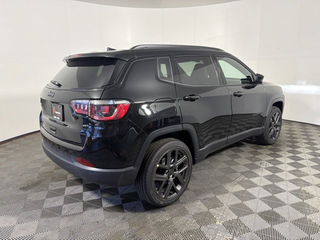 New 2026 Jeep Compass Limited AWD/4WD image 13