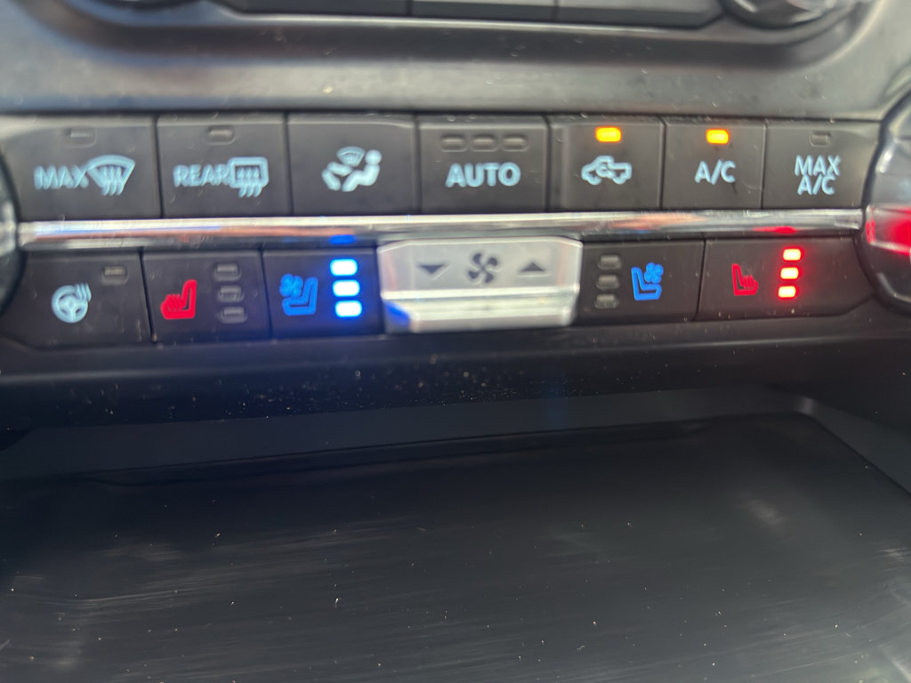 Used 2024 Ford F150 Lariat w/ Equipment Group 502A High AWD/4WD image 34