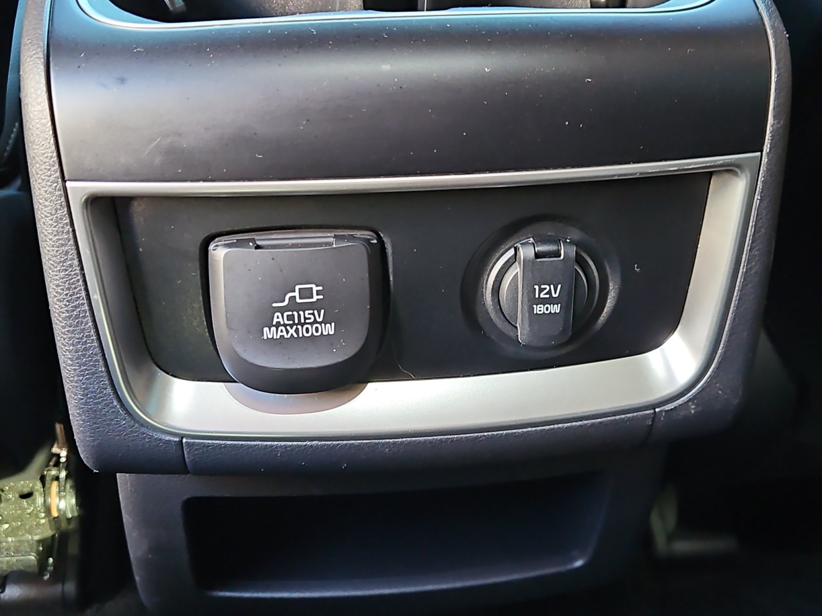 Used 2025 Kia Carnival SX Prestige FWD image 13