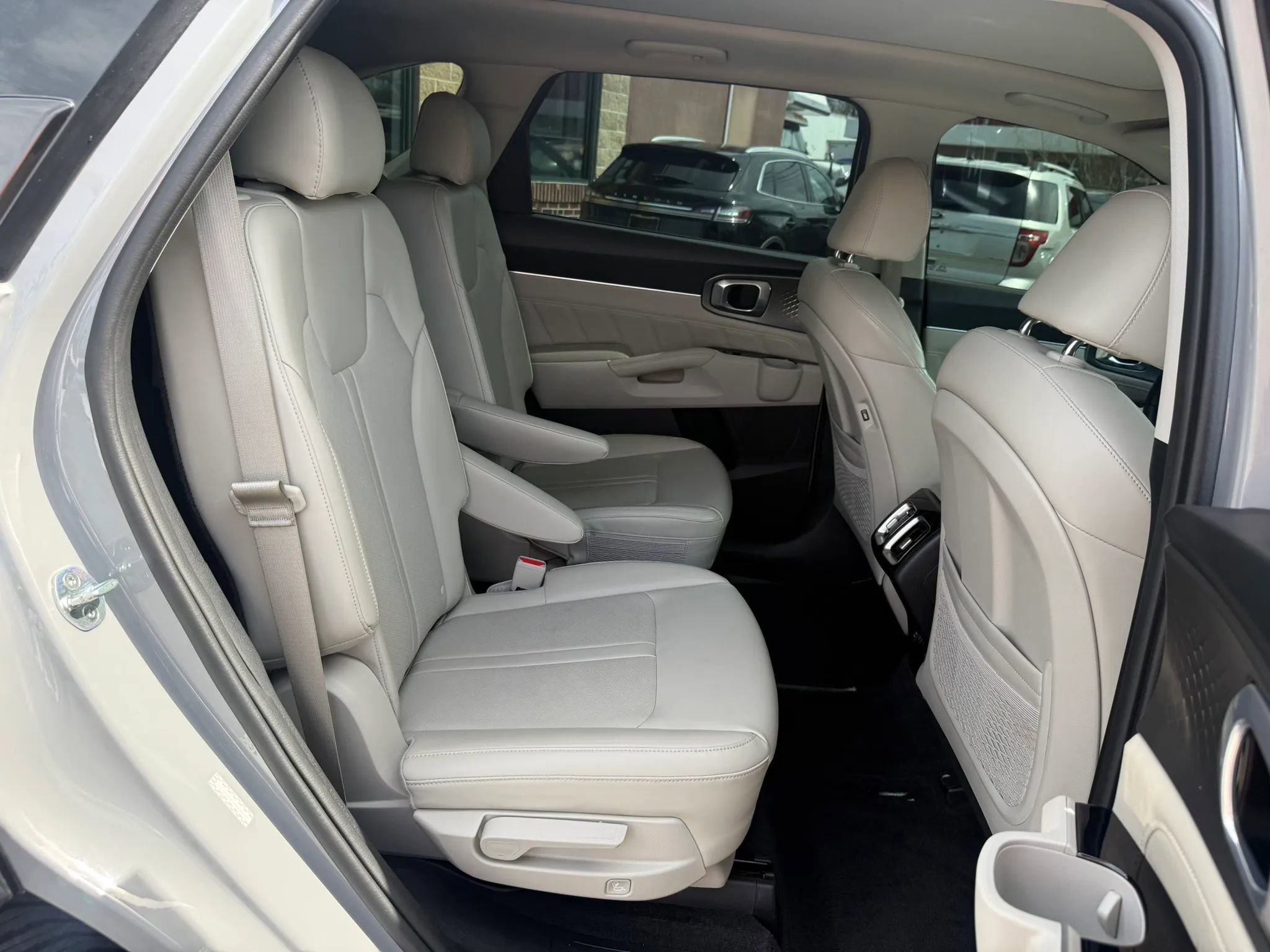 Used 2022 Kia Sorento SX image 29