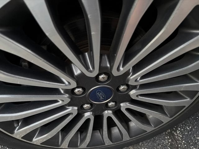 Used 2017 Ford Fusion Energi SE FWD image 6