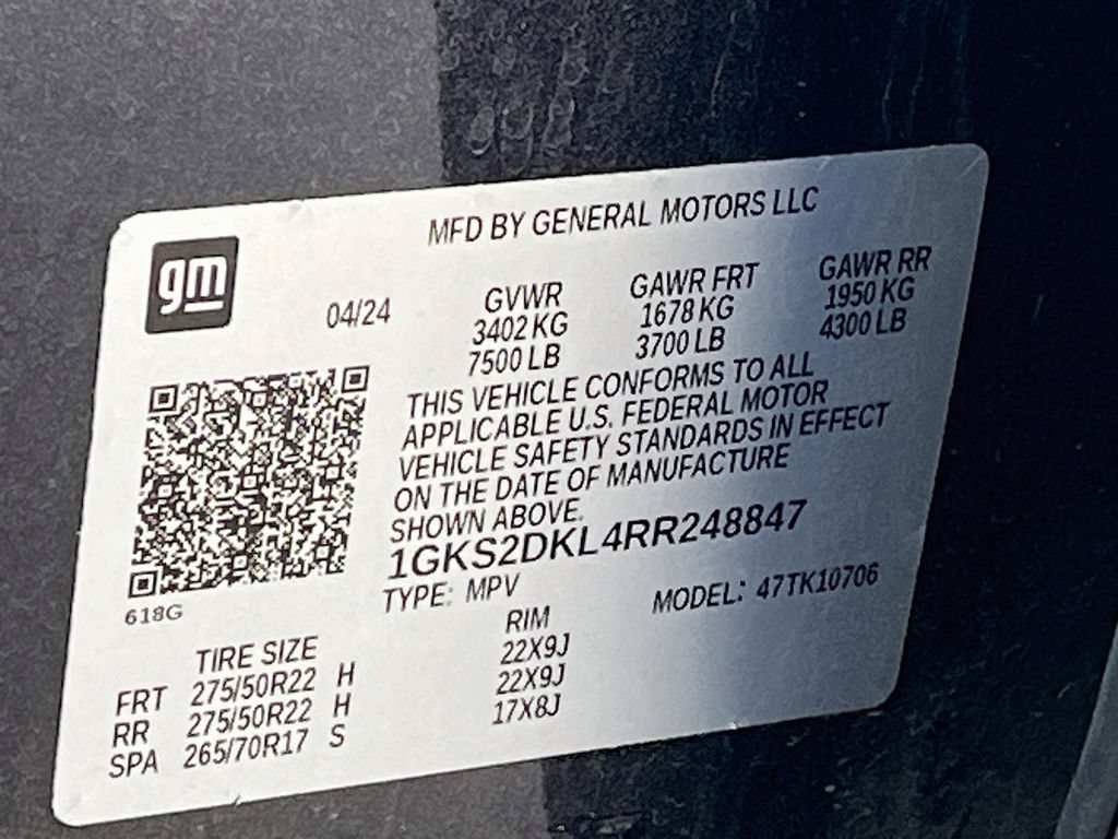 Used 2024 GMC Yukon Denali w/ Advanced Technology Package AWD/4WD image 36