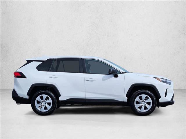 Used 2025 Toyota RAV4 LE video 4