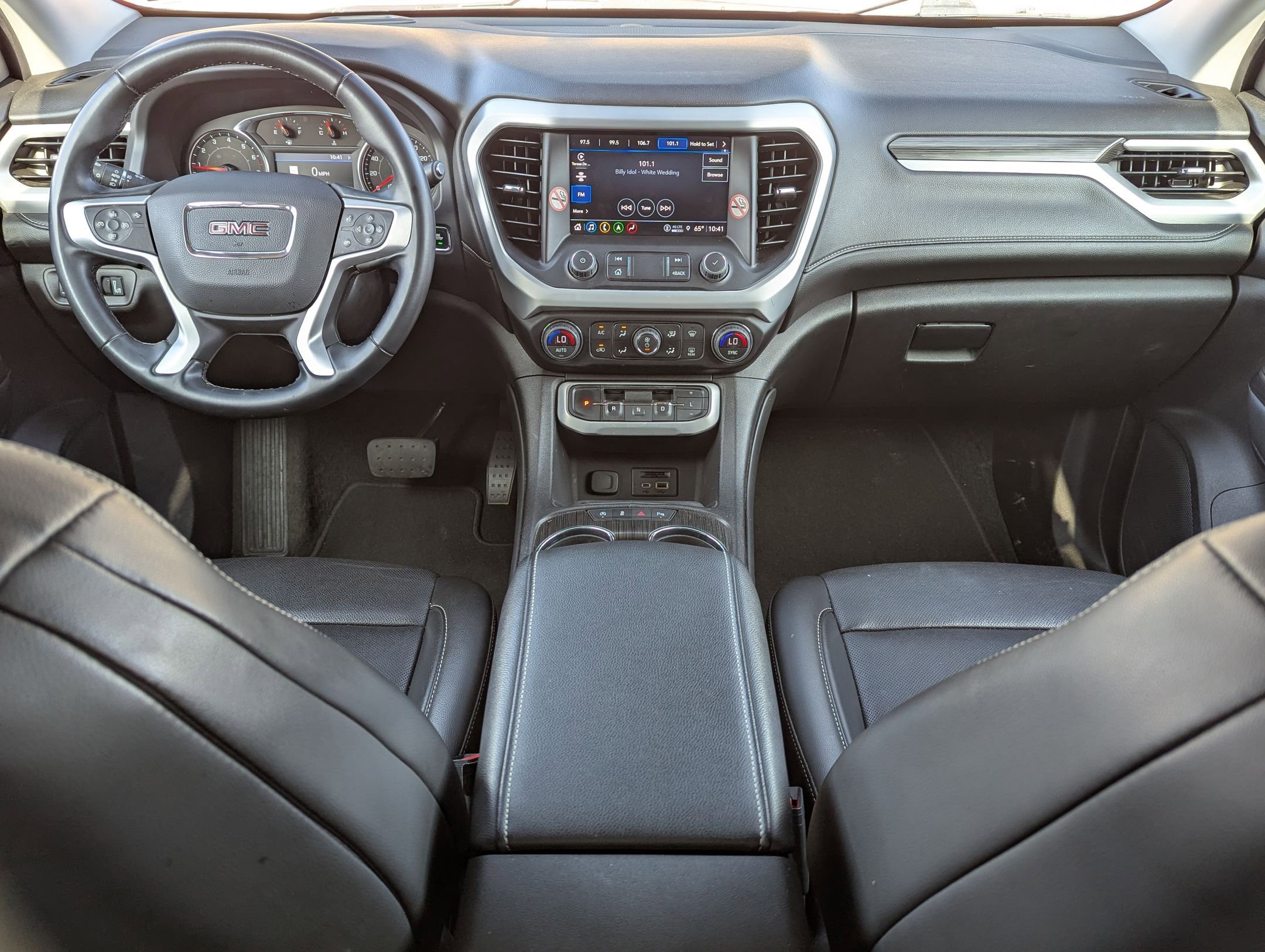 Used 2023 GMC Acadia SLT image 18