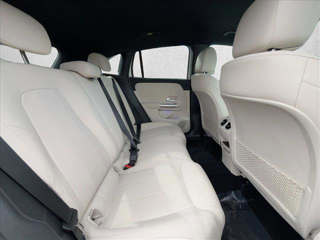 Certified 2025 Mercedes-Benz GLA 250 4MATIC image 20