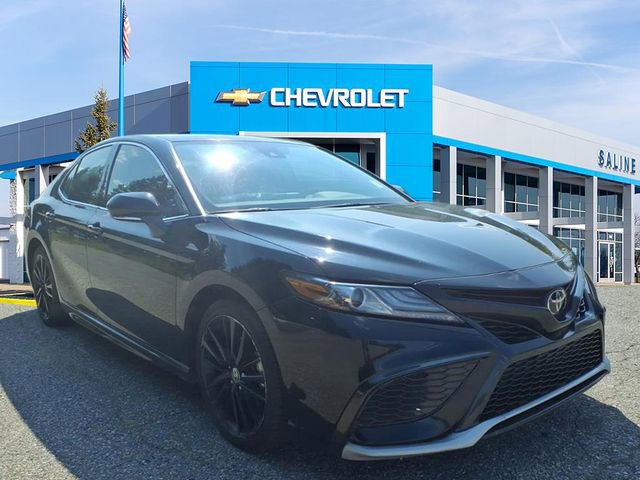 Used 2023 Toyota Camry XSE image 1