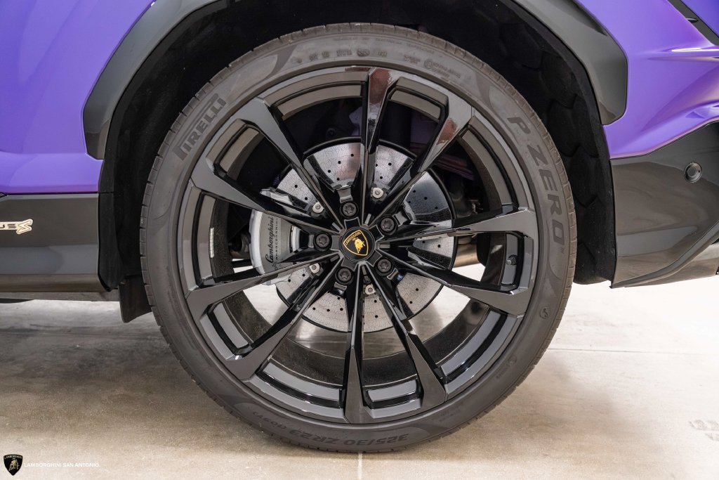 Used 2024 Lamborghini Urus S AWD/4WD image 7