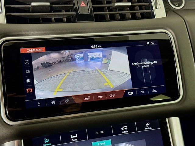 Used 2020 Land Rover Range Rover Sport SVR image 17