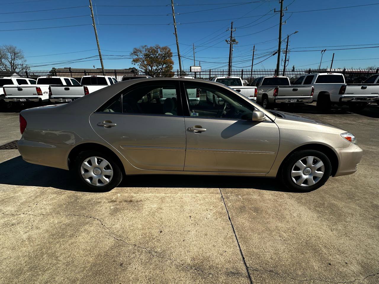 Used 2003 Toyota Camry LE FWD image 6