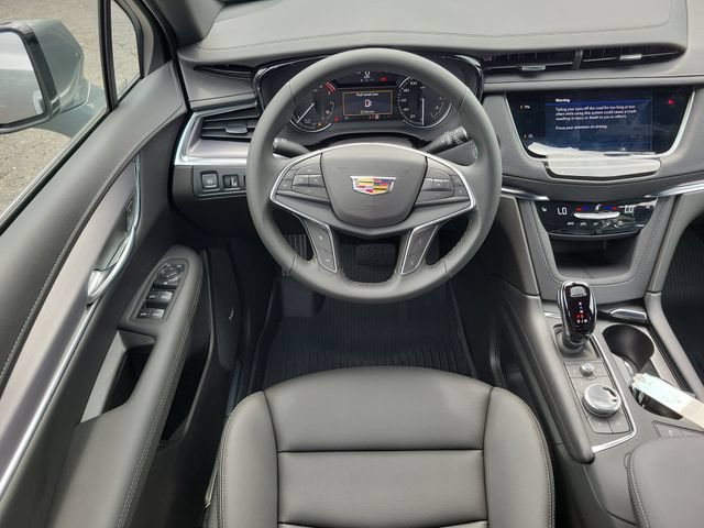 New 2026 Cadillac XT5 Luxury w/ LPO, Floor Liner Package AWD/4WD image 8