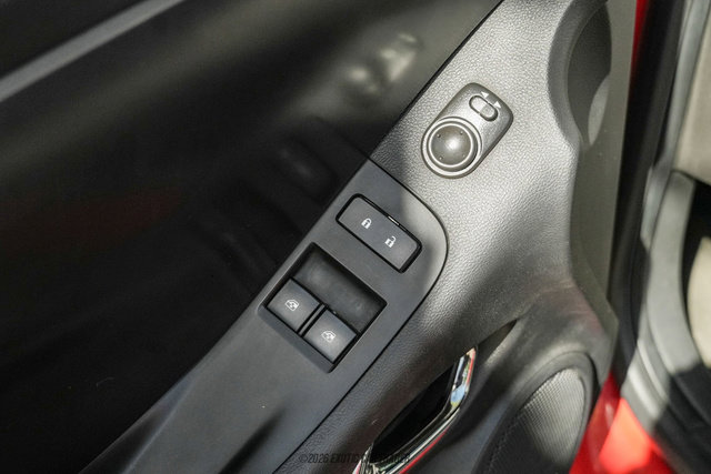 Used 2015 Chevrolet Camaro Z/28 image 39