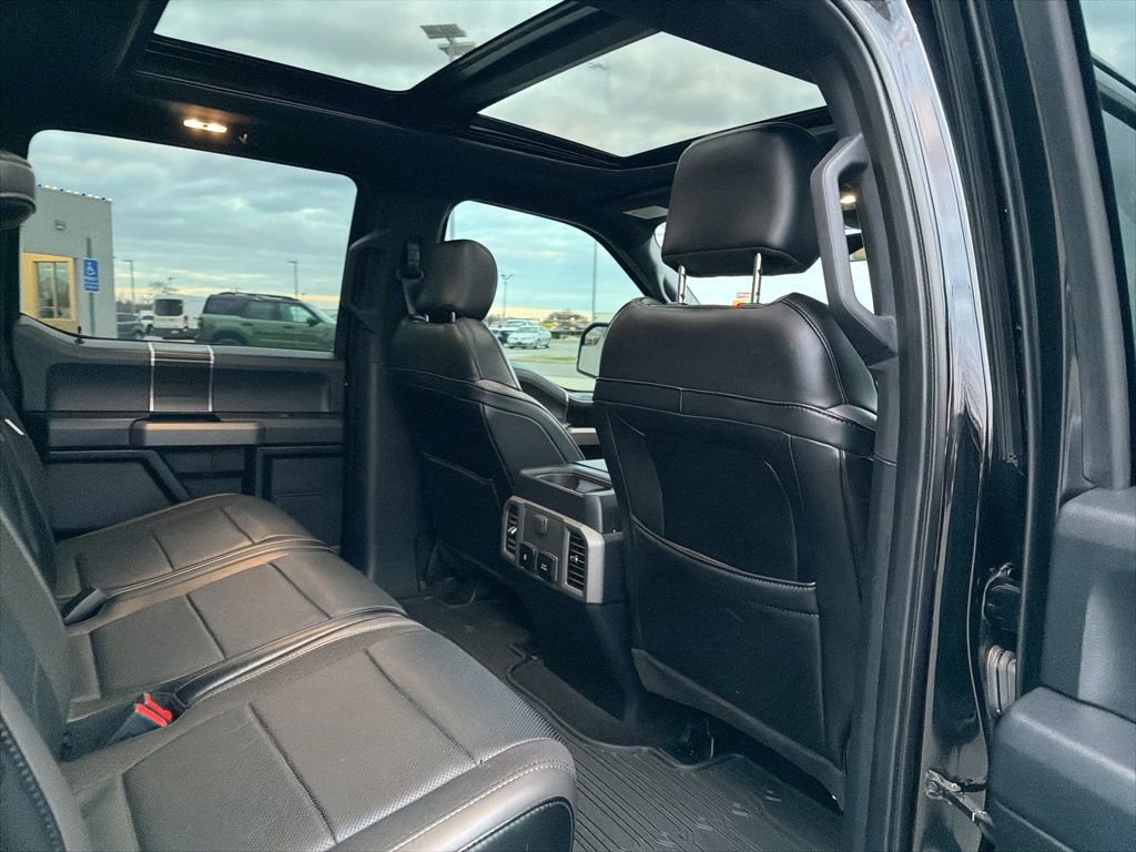 Used 2019 Ford F150 Raptor w/ Equipment Group 801A Mid image 18