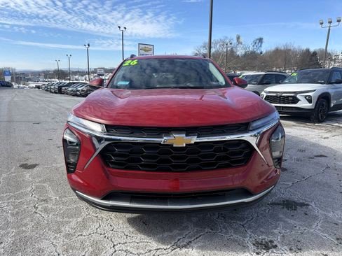 New 2026 Chevrolet Trax LT w/ Driver Confidence Package FWD image 39