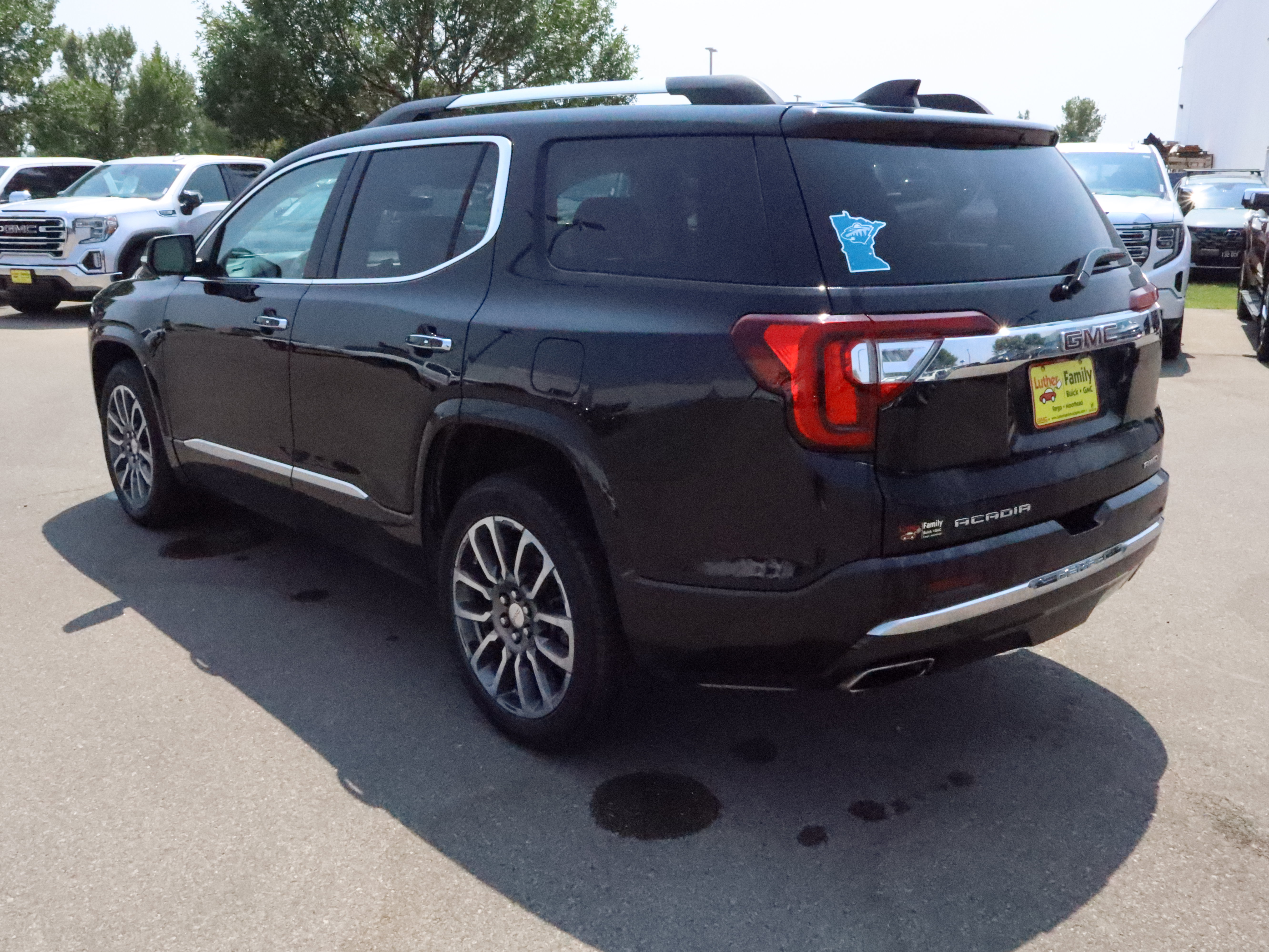 Used 2020 GMC Acadia Denali w/ Trailering Package AWD/4WD image 5