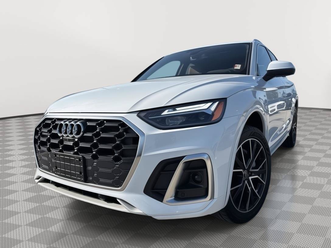 Used 2021 Audi Q5 e Premium Plus AWD/4WD image 1