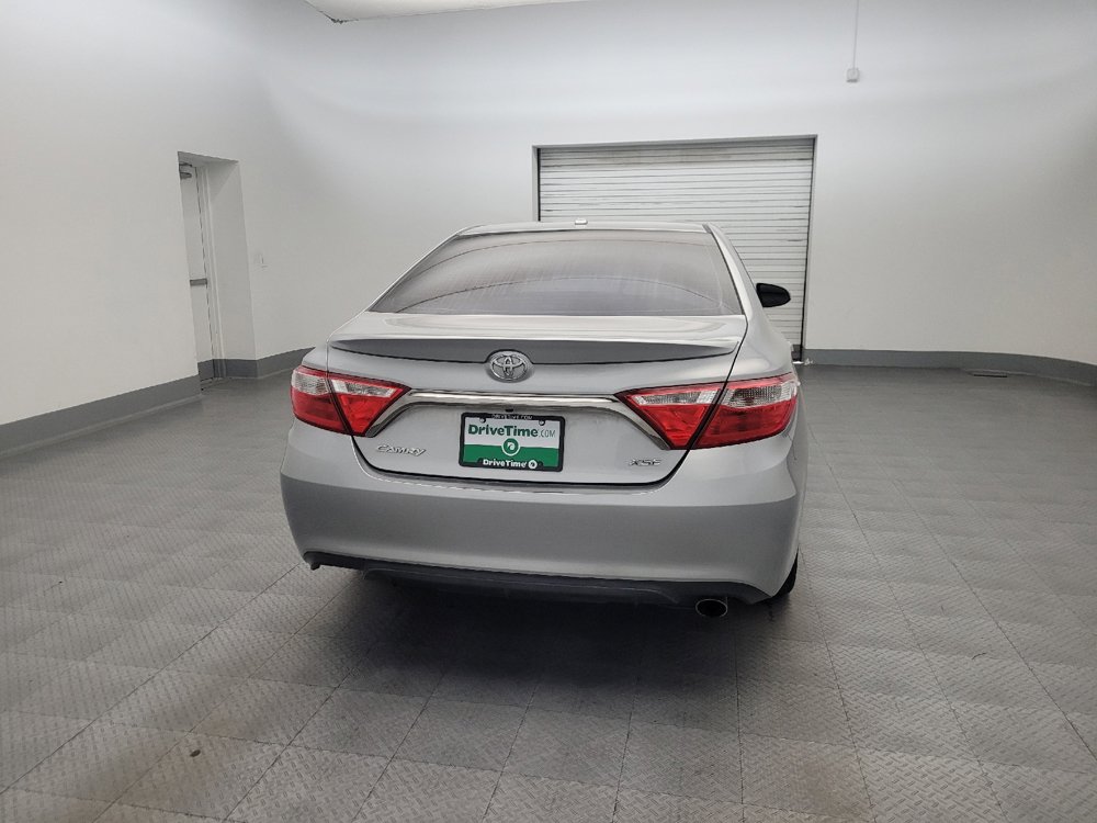 Used 2017 Toyota Camry XSE w/ Moonroof Package FWD image 7