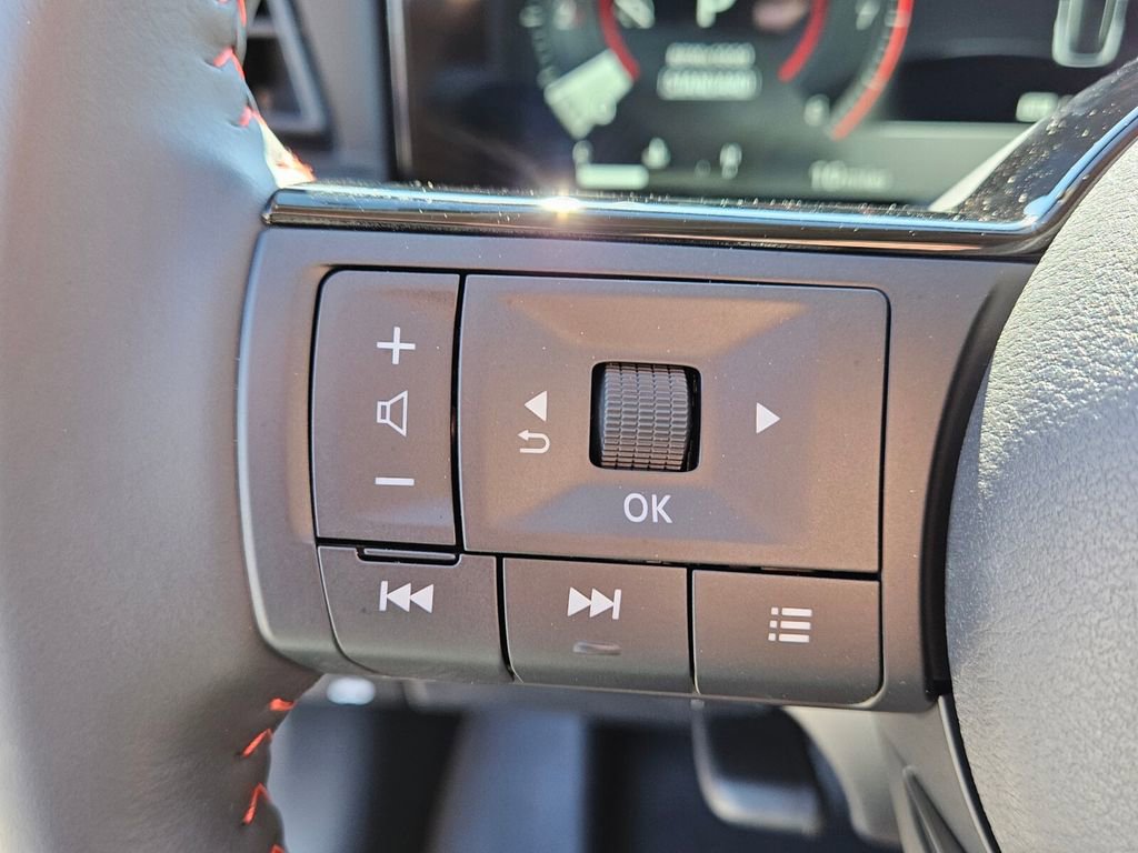 New 2026 Nissan Kicks SR image 23