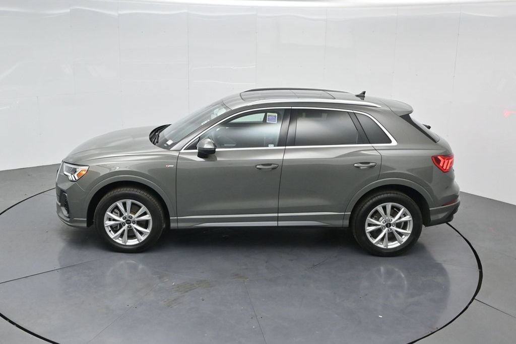 Used 2025 Audi Q3 2.0T Premium AWD/4WD image 55