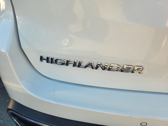 Used 2017 Toyota Highlander Limited Platinum AWD/4WD image 7