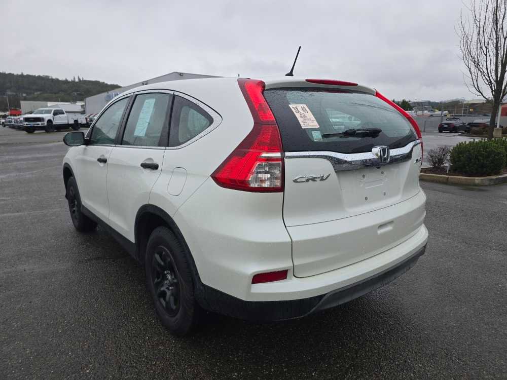 Used 2015 Honda CR-V LX image 2