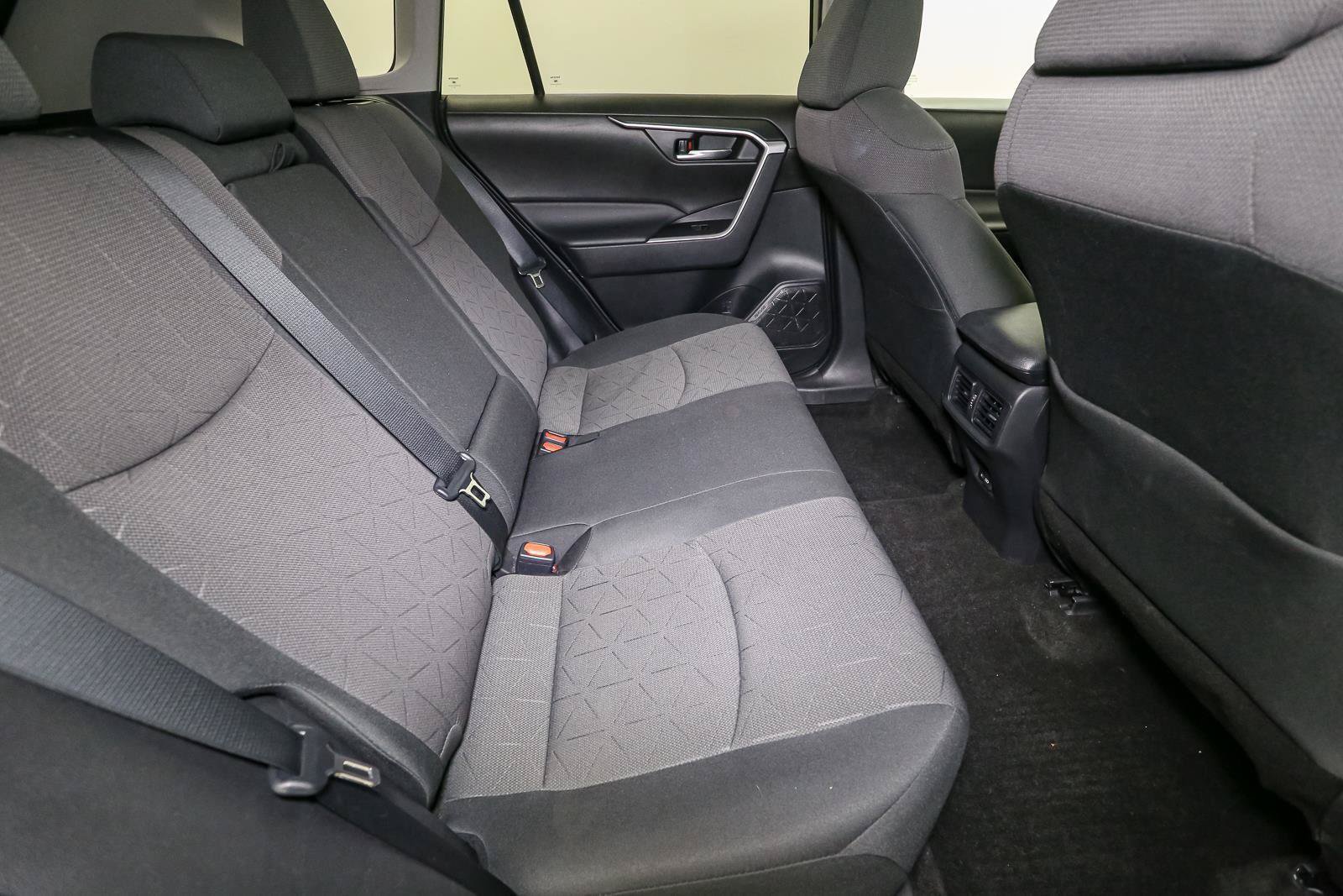 Used 2023 Toyota RAV4 XLE w/ Convenience Package AWD/4WD image 23