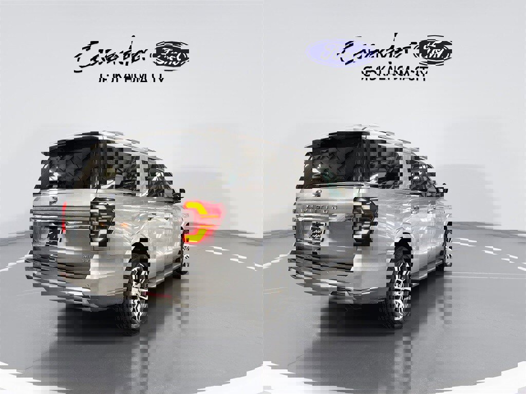 Used 2024 Ford Expedition Max Limited image 8