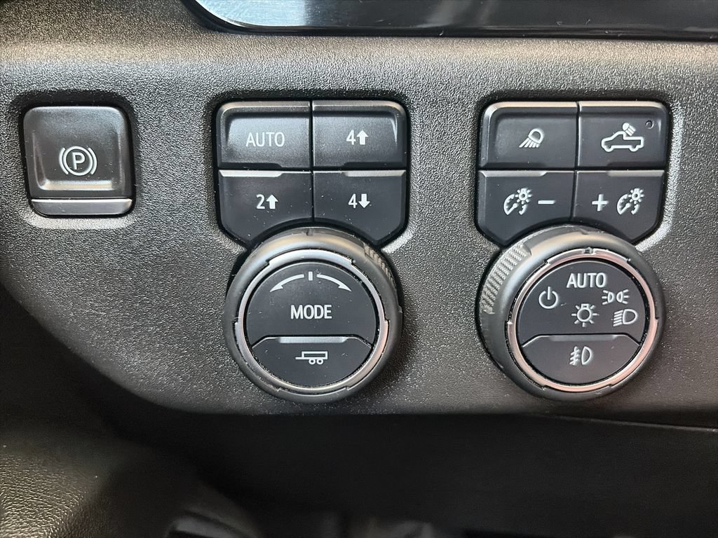Certified 2024 Chevrolet Silverado 2500 LTZ AWD/4WD image 18