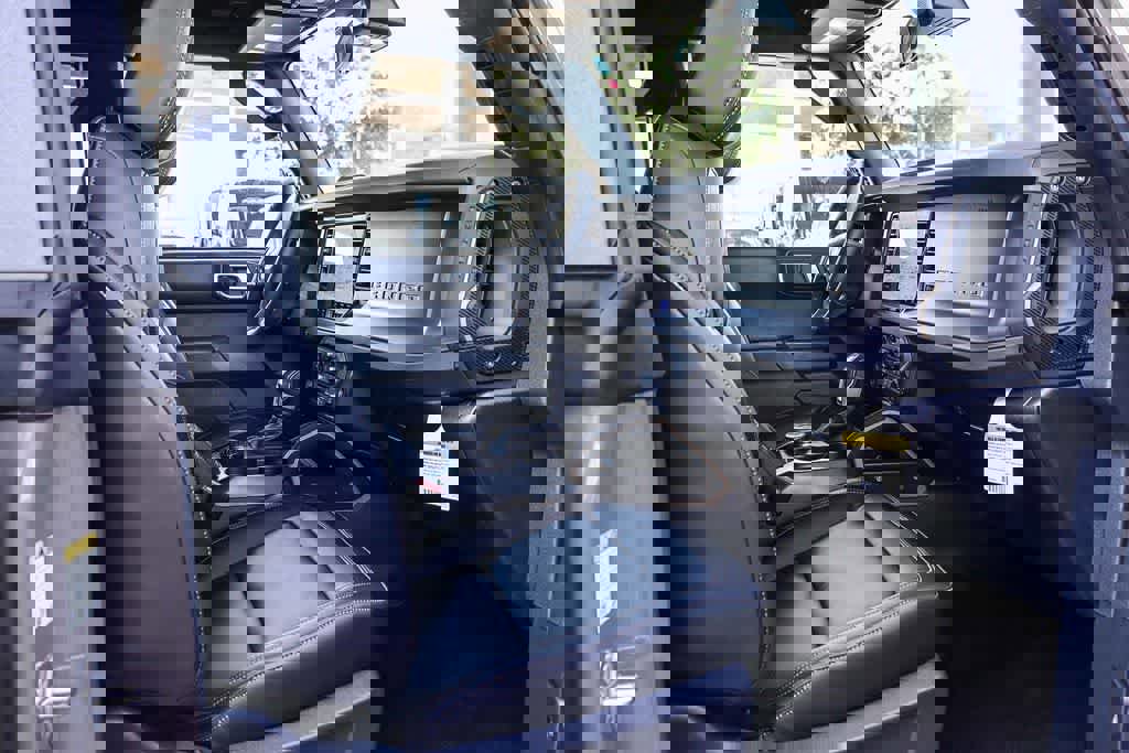 New 2026 Ford Bronco Badlands image 17