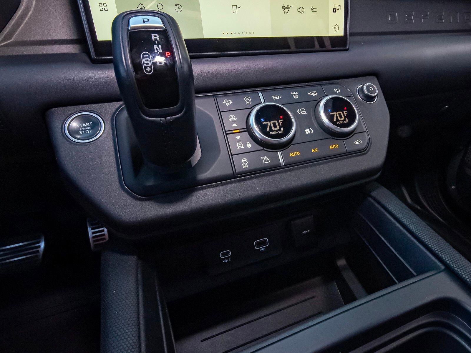 Used 2022 Land Rover Defender 110 V8 image 27