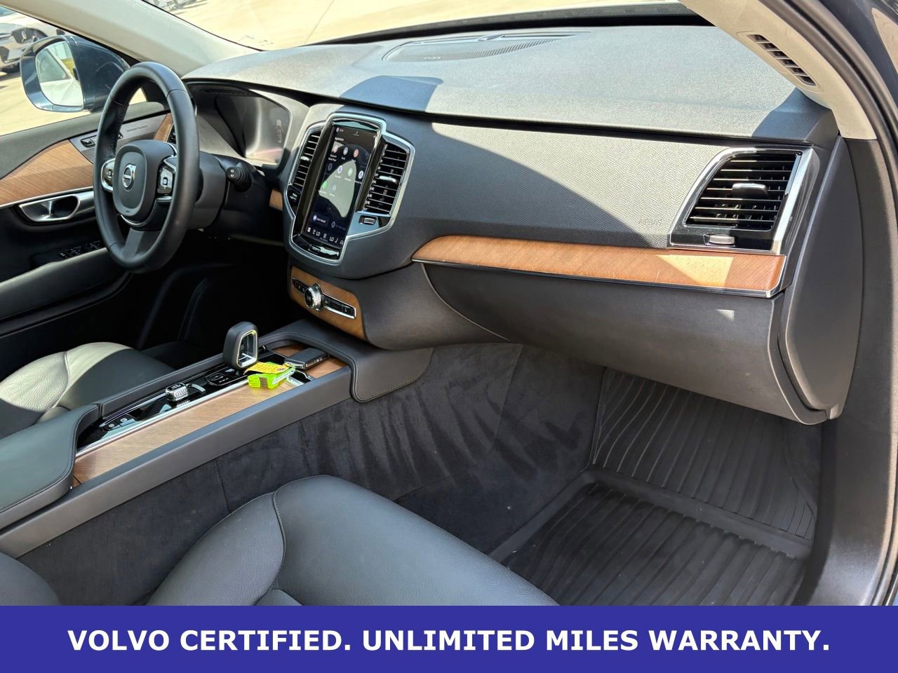 Certified 2024 Volvo XC90 T8 Plus w/ Protection Package AWD/4WD image 35
