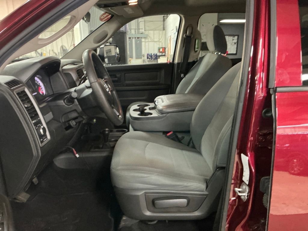 Used 2018 RAM 2500 Tradesman w/ Chrome Appearance Group image 10