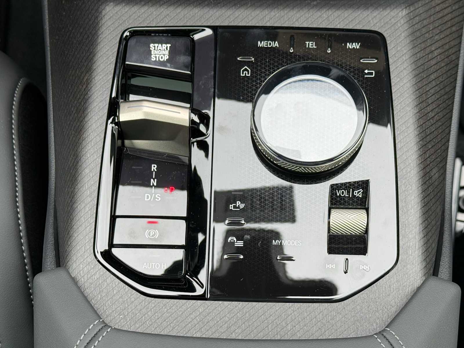 New 2025 BMW X3 xDrive30i w/ Premium Package image 17