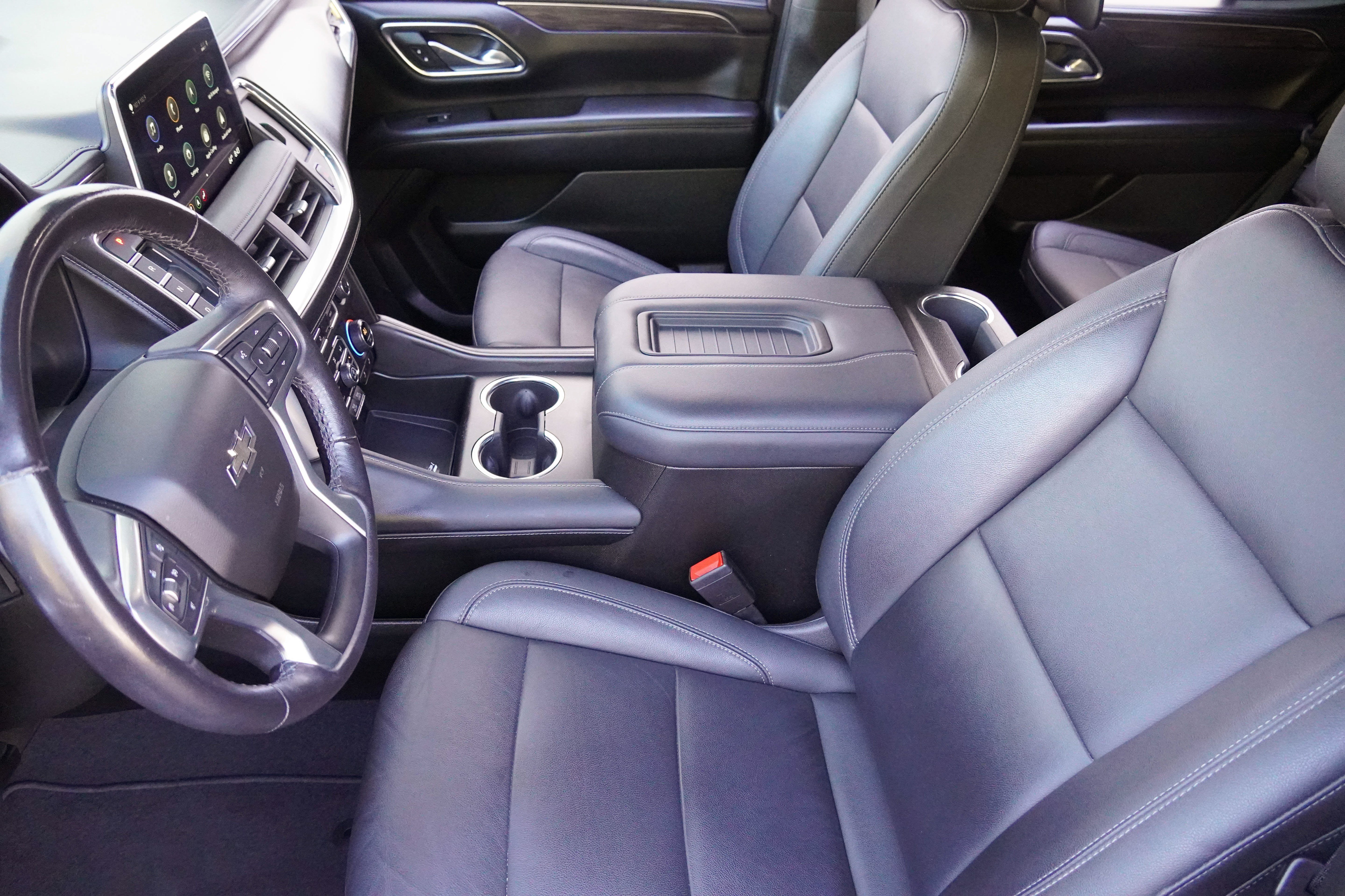 Used 2021 Chevrolet Tahoe Z71 w/ Rear Media and Nav Package AWD/4WD image 12