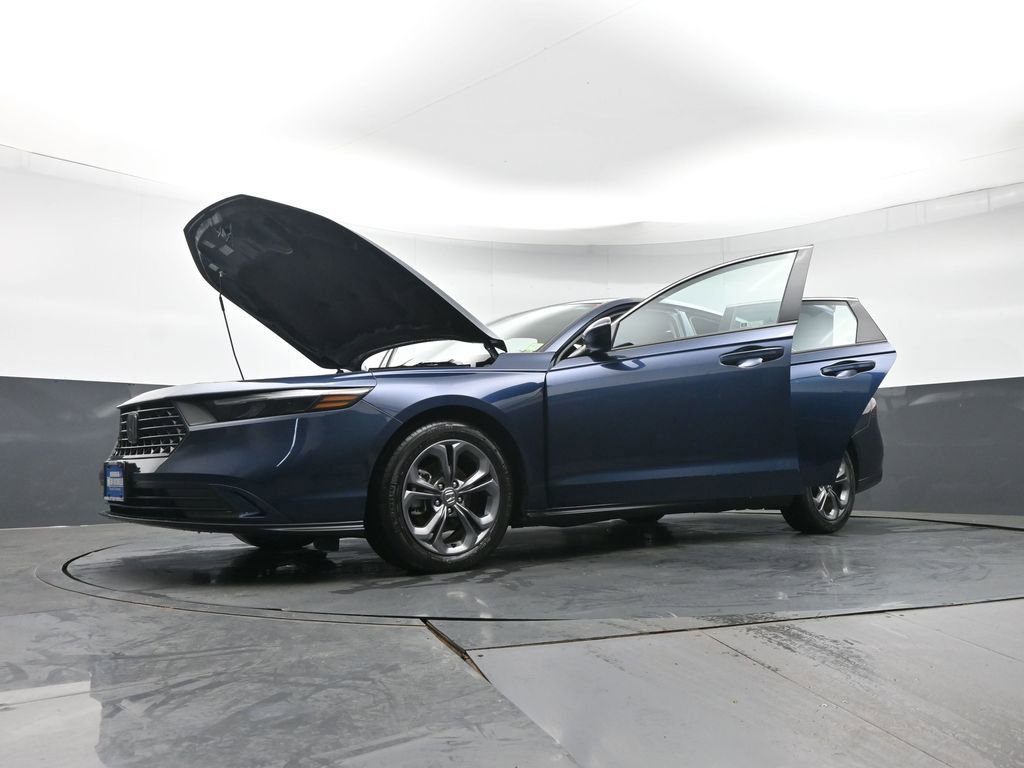 Certified 2023 Honda Accord EX image 44