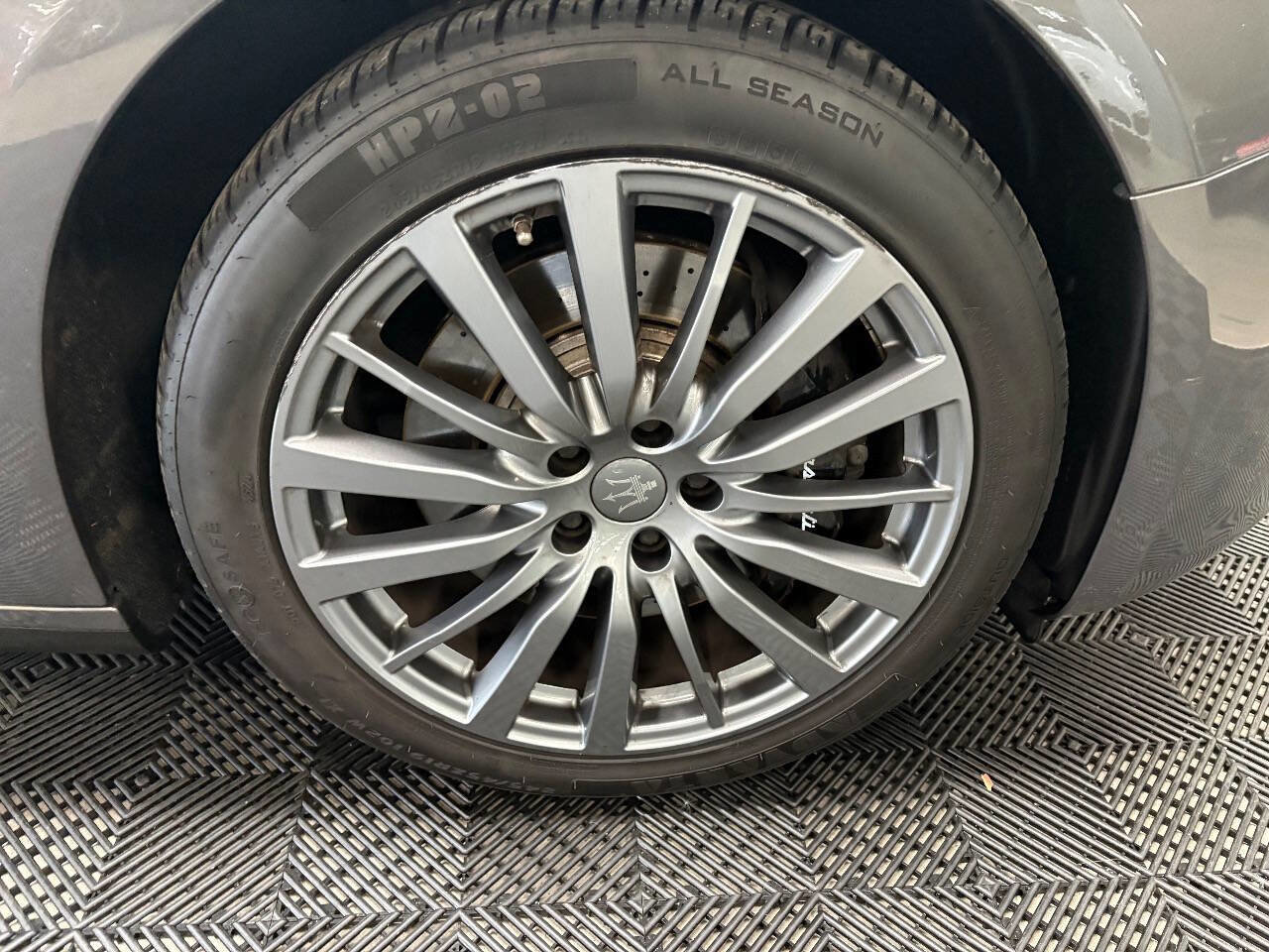 Used 2018 Maserati Ghibli S image 18