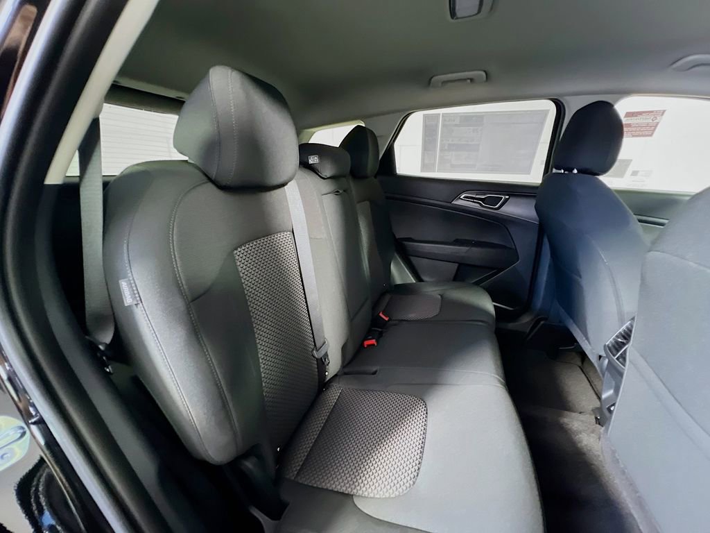 New 2026 Kia Sportage LX FWD image 25