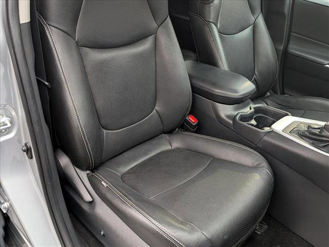 Used 2020 Toyota RAV4 XLE image 19