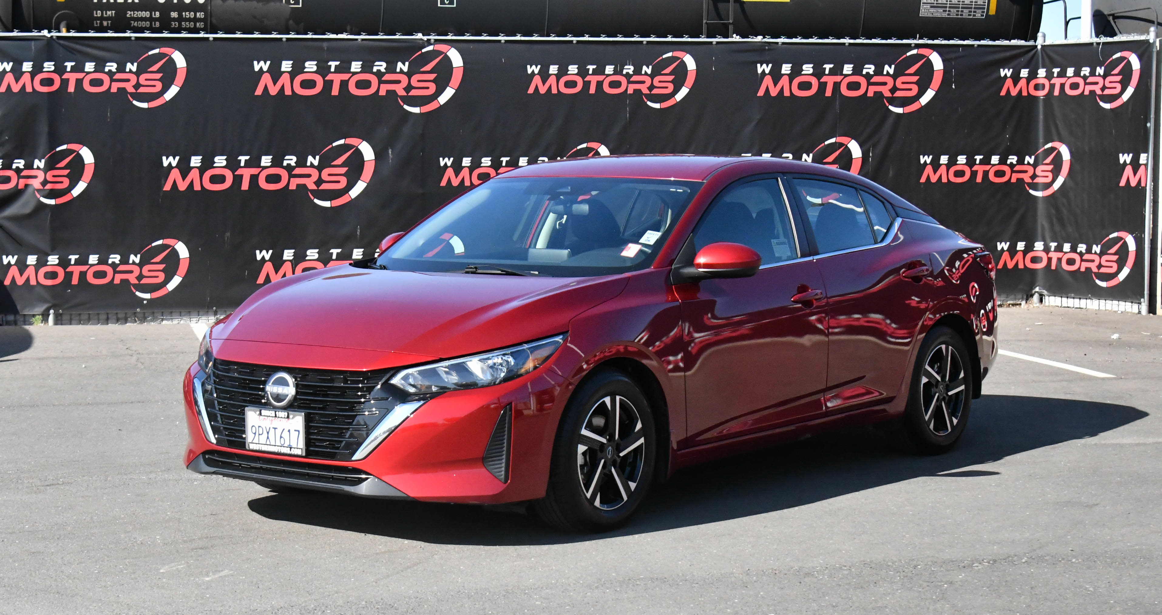 Used 2025 Nissan Sentra SV FWD image 3