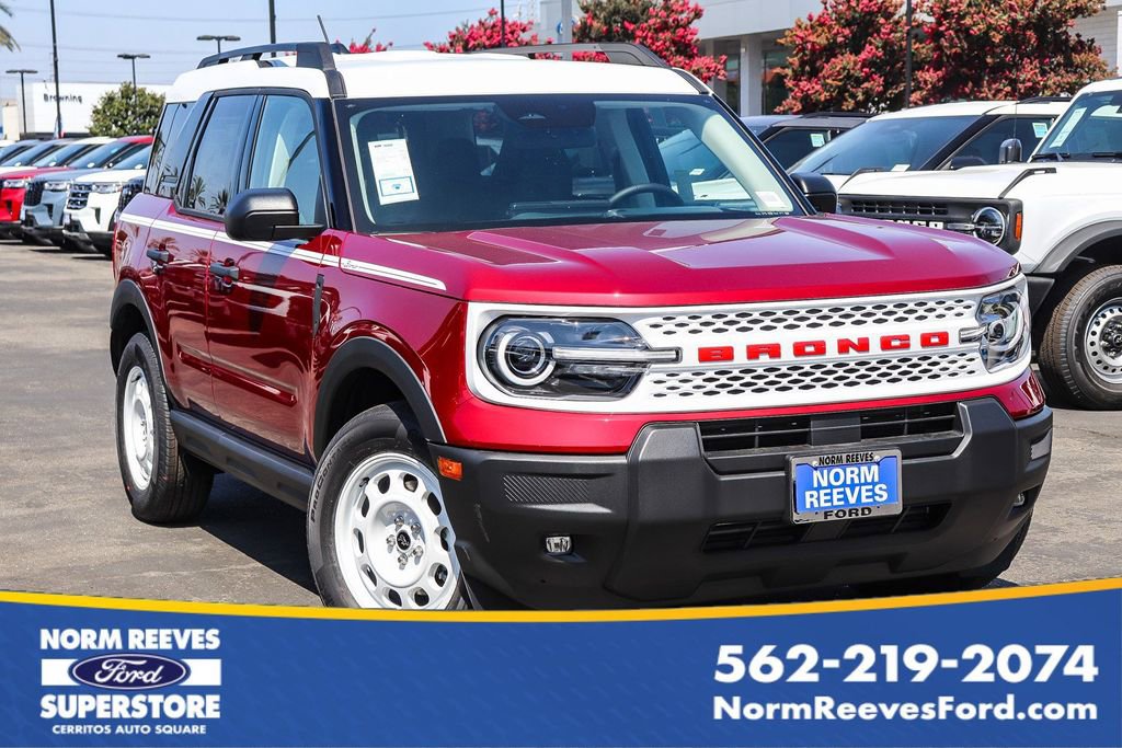 Used 2025 Ford Bronco Sport Heritage w/ Convenience Package image 1