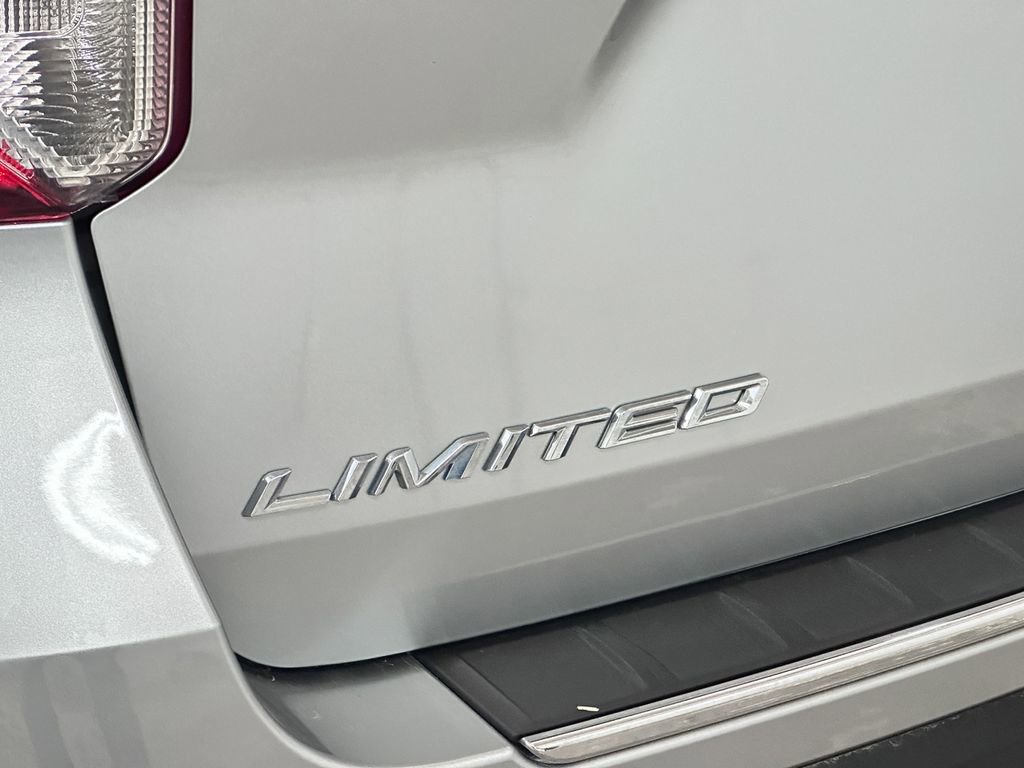 Used 2020 Ford Explorer Limited image 15