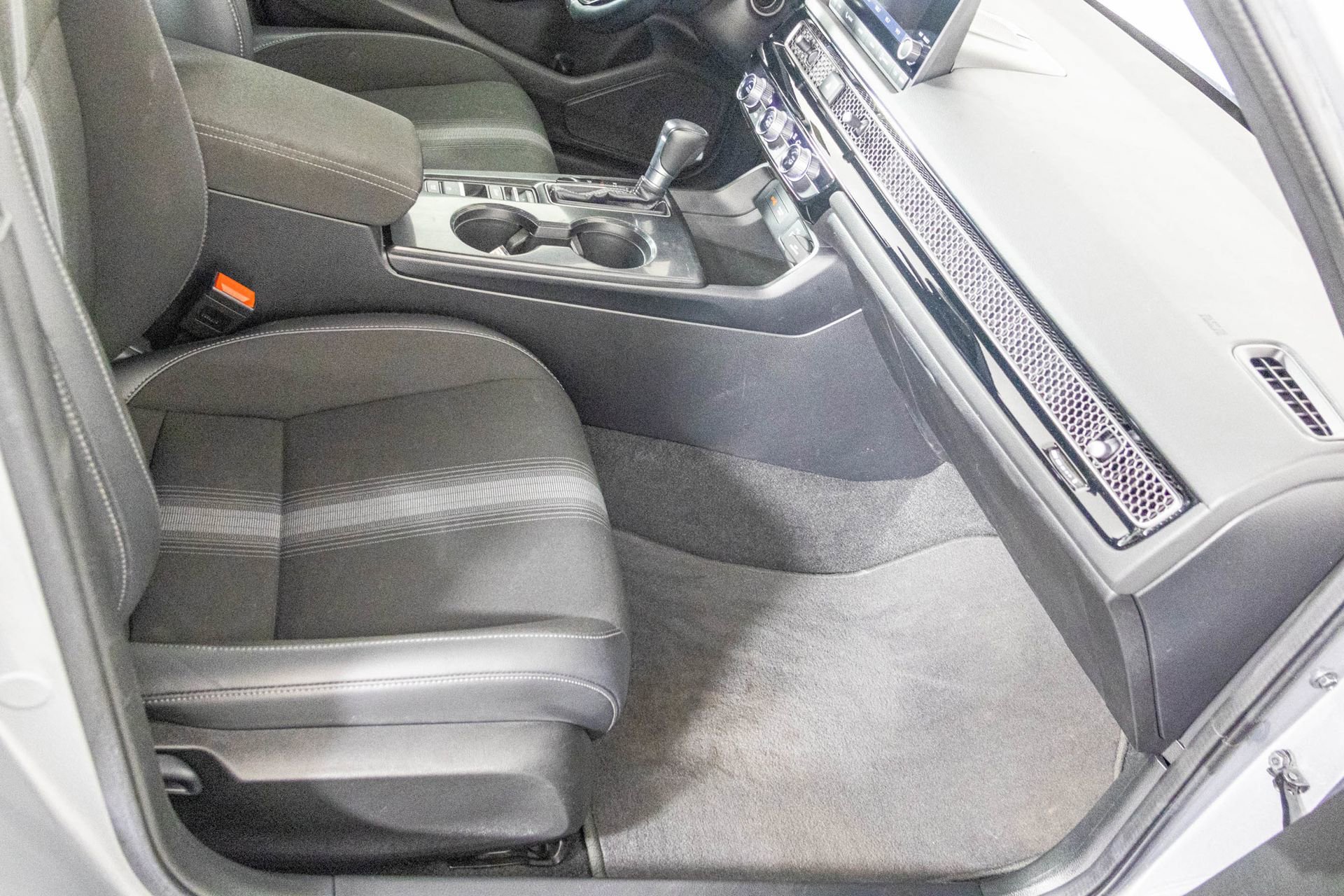 Used 2022 Honda Civic Sport image 40